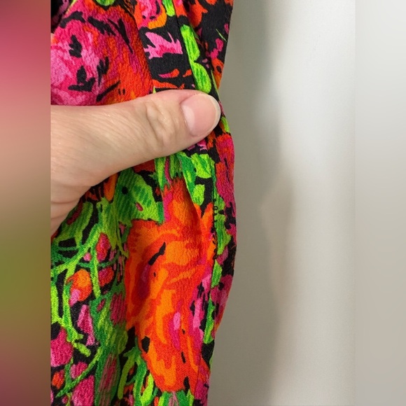 Zara SS2022 Floral Mini V-Neck Wrap Dress - Picture 6 of 8